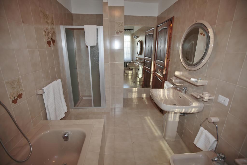 B&B Azalea Cannobio Δωμάτιο φωτογραφία